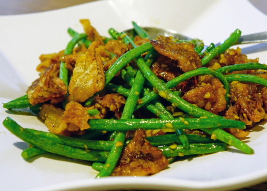 Искусство гармонии: Подробный гид по правилам рассадки за китайским круглым столом